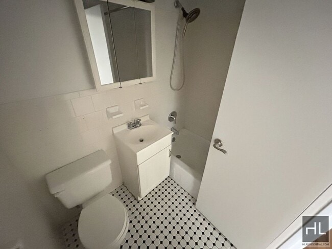 Photo - East 91st Street Unit 5D