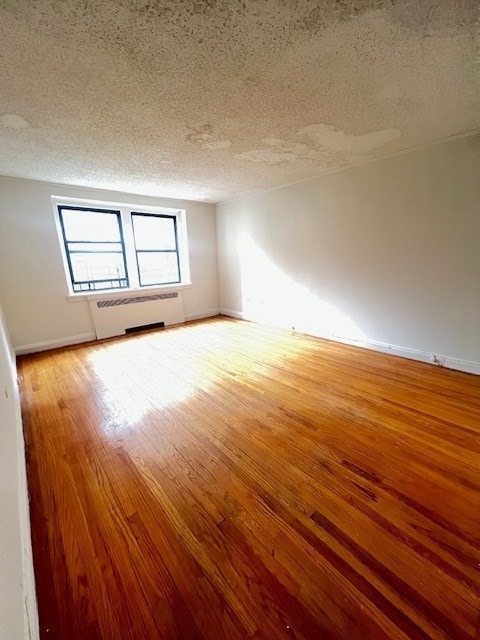 Photo - 625 Gramatan Ave