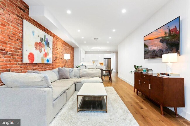 Photo - 3812 13th St NW Unit 1