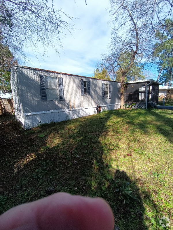 Building Photo - 2327 Anne Ave Rental