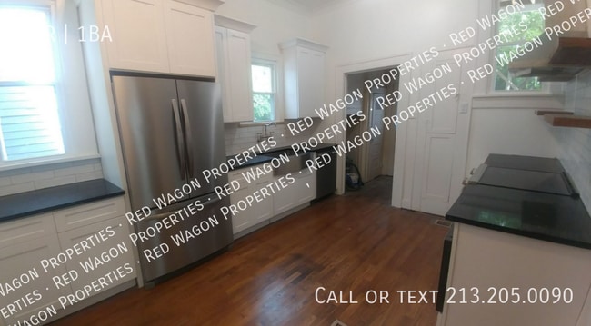 Photo - 411 W Mistletoe Ave Unit 411