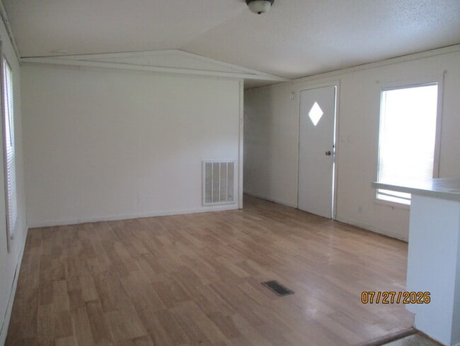 Photo - 139 Cypress Ln