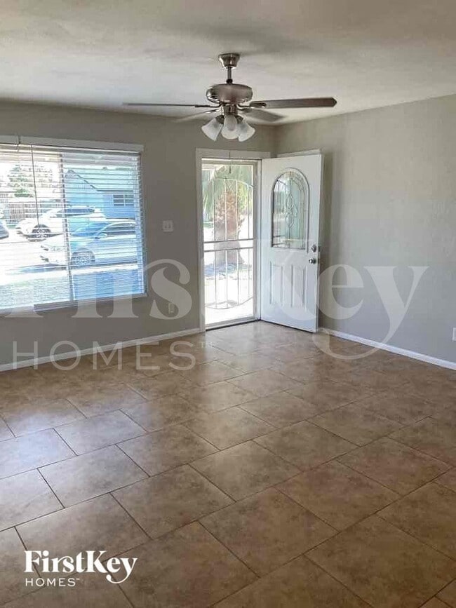 Photo - 4606 W Rose Ln