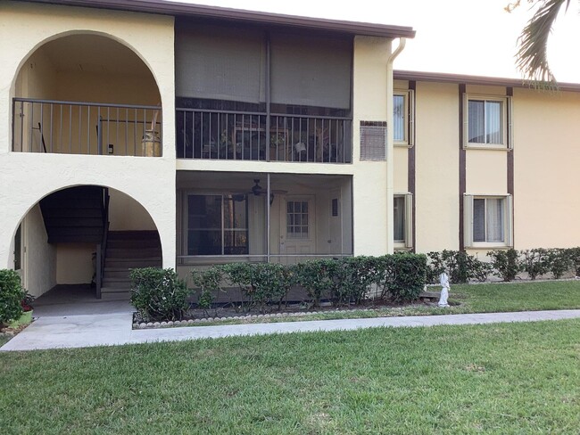 Photo - 3560 Pine Tree Ct Condo Unit B-1