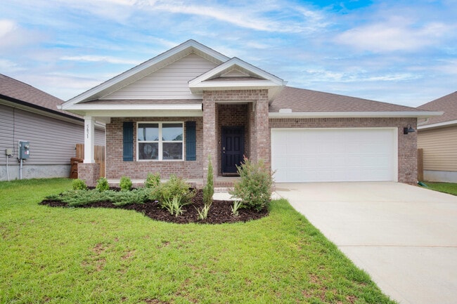 Building Photo - 5631 Guinevere Ln