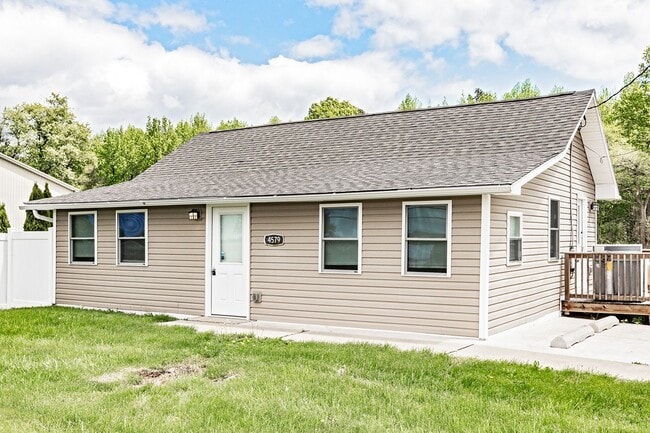Building Photo - 3 bedroom, 1 bath ranch home in Middletown