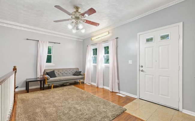 Photo - 12200 Lanham Severn Rd