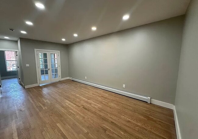 Photo - 818 Macdonough St Unit 3