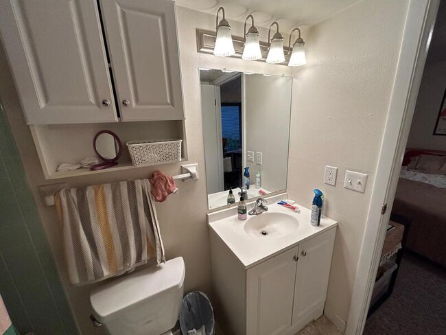 Photo - 134 E Johnson St Unidad 103