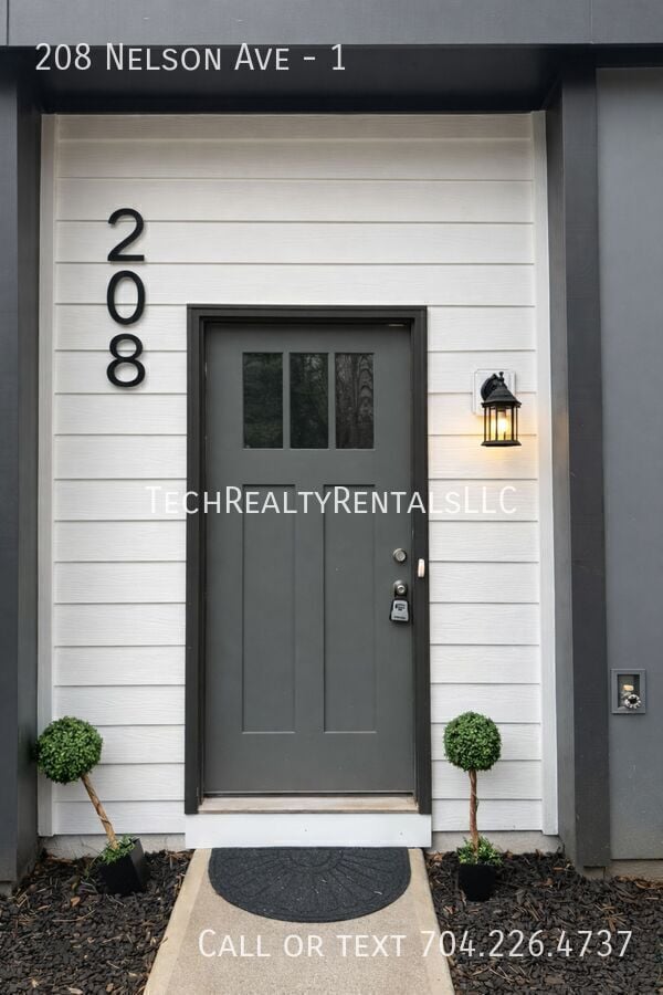 Photo - 208 Nelson Ave