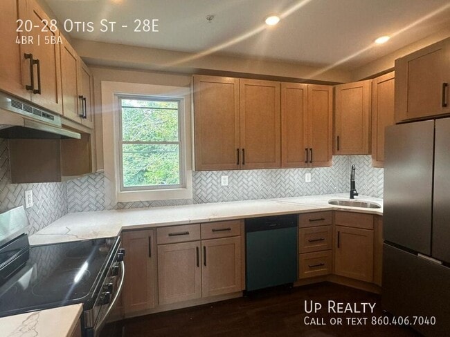Building Photo - 20-28 Otis St-28E Unit 28E Rental