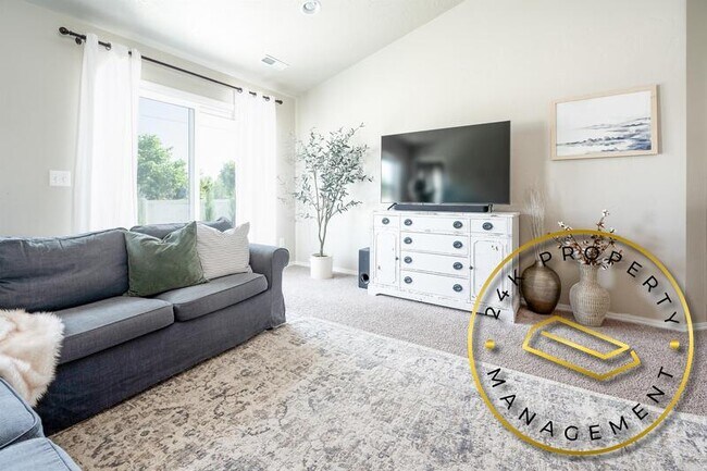 Photo - 74 W Havasu Falls St