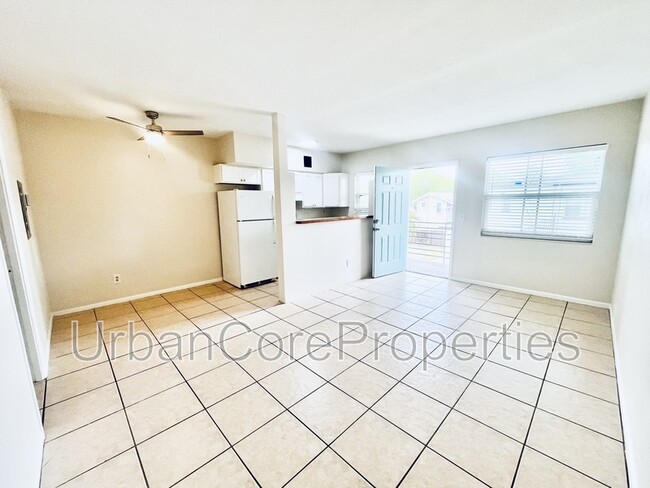 Photo - 115 7th Ave N Unidad #9