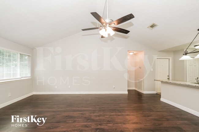 Photo - 2411 Shady Brook Dr