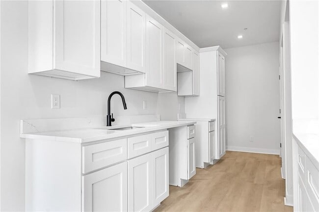 Photo - 50 Murray St