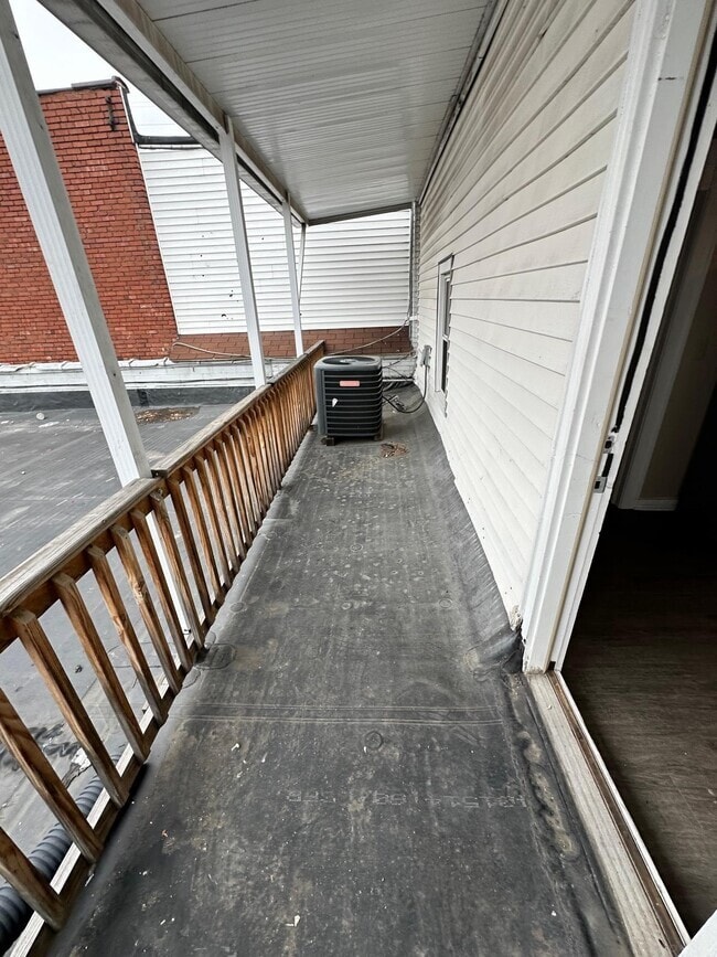 Photo - 2316 W Franklin St Apartamentos Unidad B