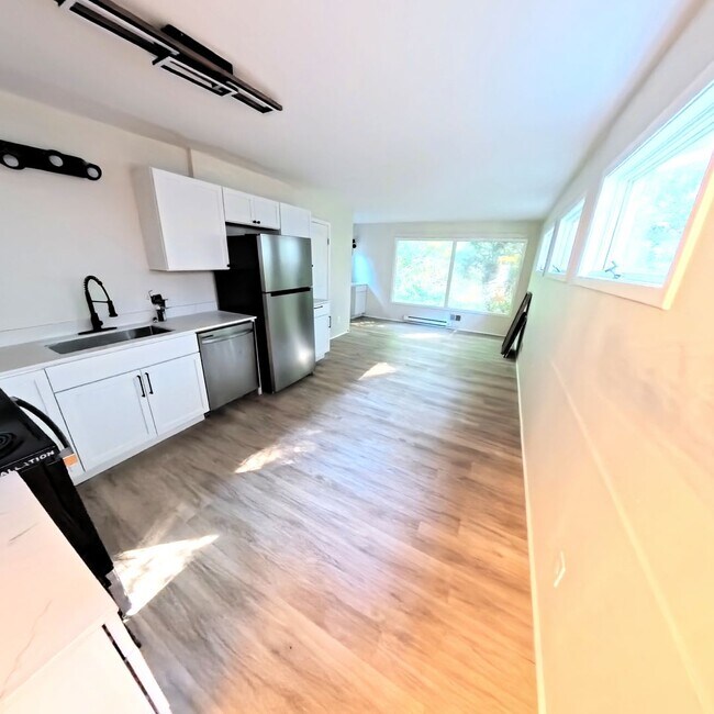 Photo - 308-310-310 Crosman Terrace Unit 310