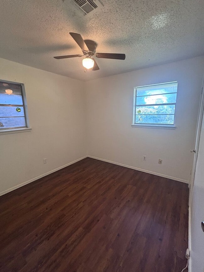 Photo - Must have 3 bed, 2 bathroom home in Moore