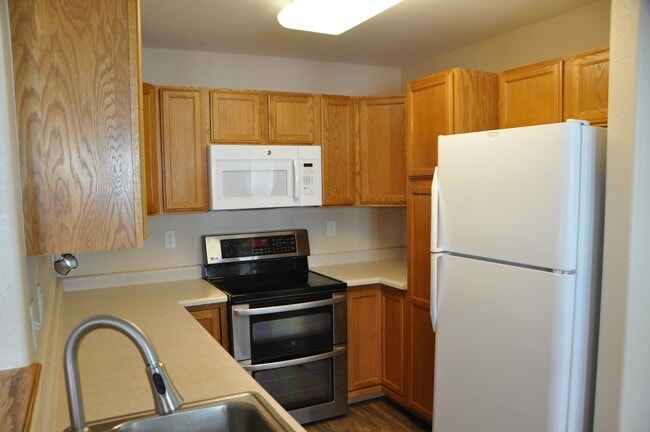 Photo - Stunning Town home in Mid Town!