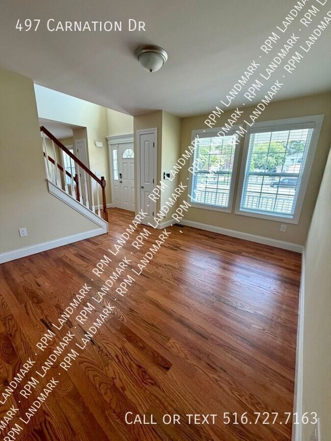Photo - 497 Carnation Dr