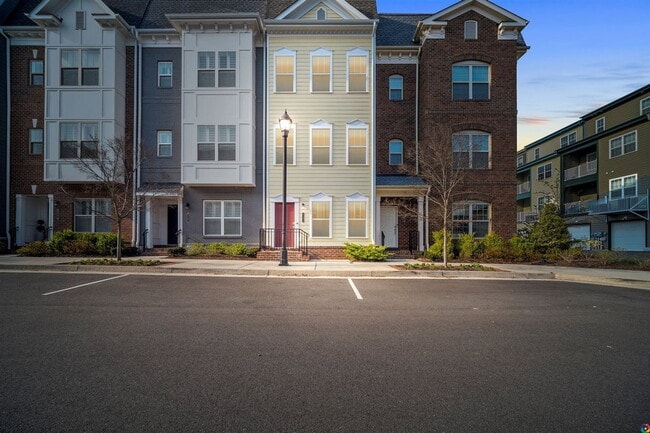 Building Photo - 5302 Masons Ln