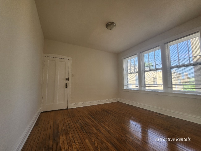 Photo - 1158 S Mason Ave Unidad F2