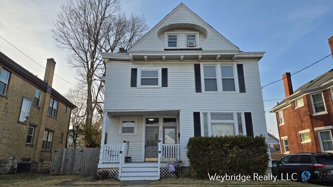 Photo - 3923 Spencer Ave Unit 2