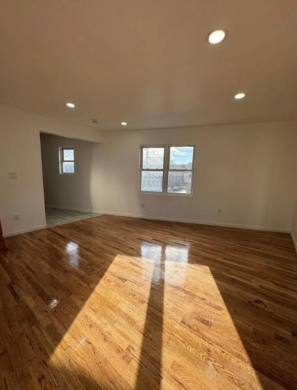 Photo - 159th Street