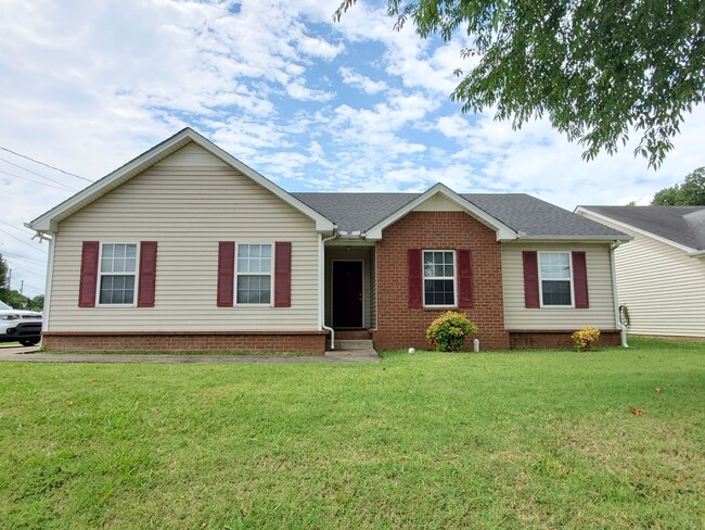 Lovely rental home in Murfreesboro! - Lovely rental home in Murfreesboro!