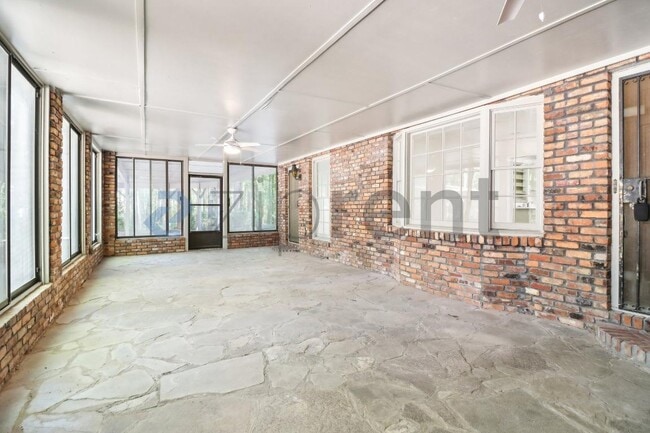 Photo - 4810 Chapel Hill Rd