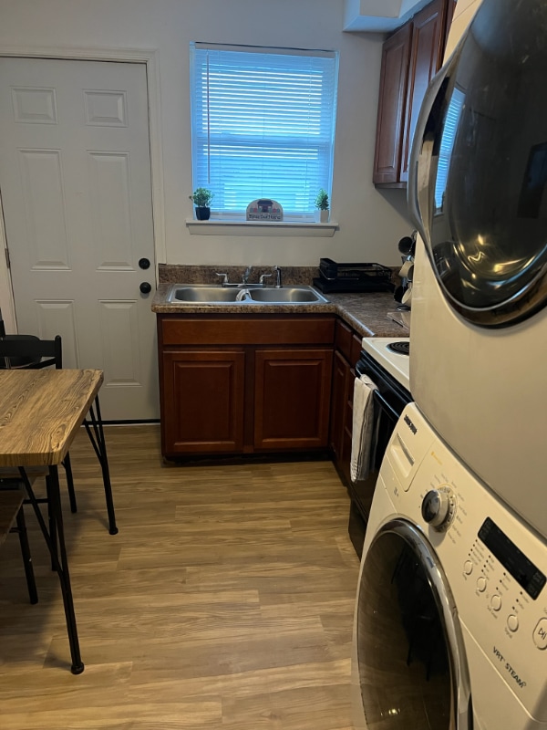 Photo - 337 Woodview Ave Unit A