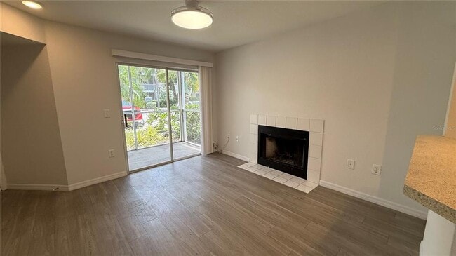 Photo - 850 S Tamiami Trl Unit 401