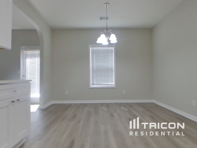 Photo - 199 Arrowhead Dr