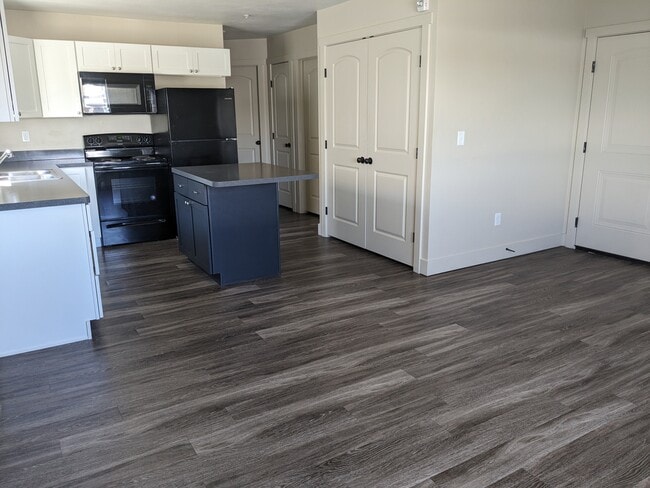 Photo - 310 Ella Ln Unidad 12101