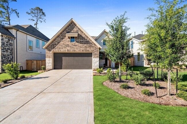 Photo - 325 Mallorn Ln