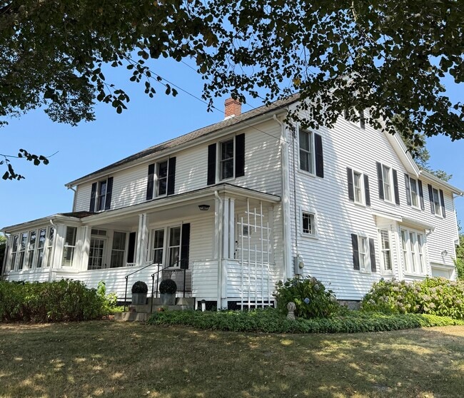 Building Photo - 507 Stonington Rd Rental