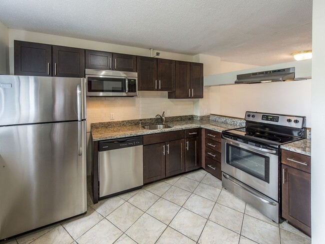 Steps from Boston Landing. Central AC, In-... - Steps from Boston Landing. Central AC, In-... Casa Adosada
