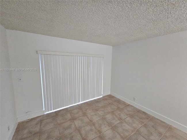 Photo - 3272 NW 102nd Terrace Unidad 104-E