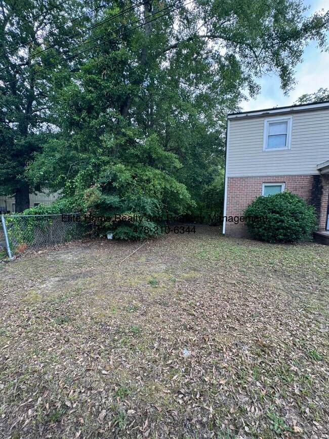 Photo - 3712 Case St