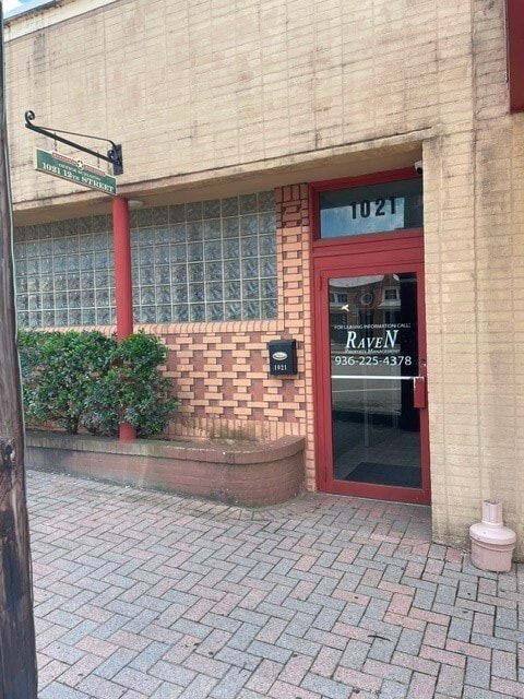 Building Photo - 1021 12th St Rental