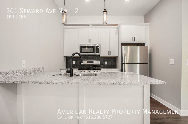 Photo - 301 Seward Ave NW Unit 2
