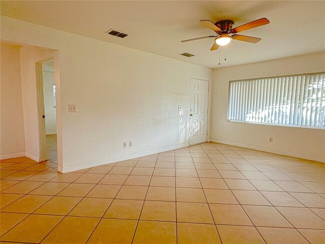 Photo - 1432 Lotus Path