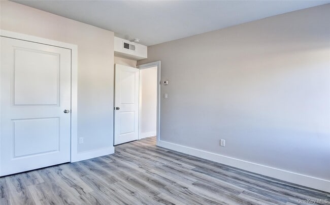 Photo - 292 Main St Unidad 211