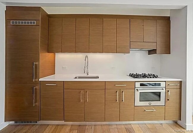 Photo - 325 Lexington Ave Unit 8E