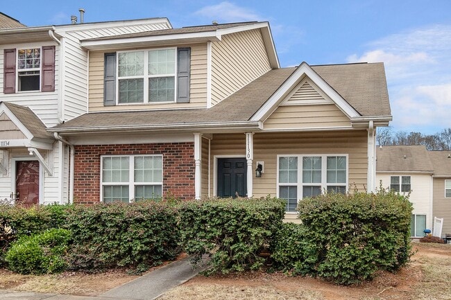 Photo - Master-on-Main End-Unit Townhome in Back Creek Villages!