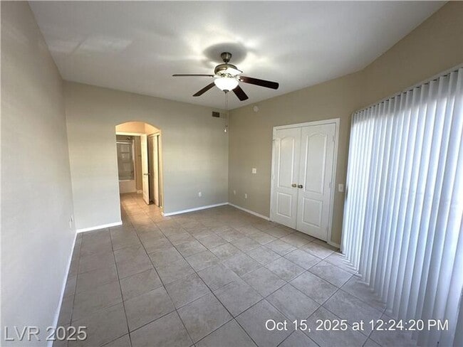 Photo - Fantastic Southwest first-floor unit in a ...