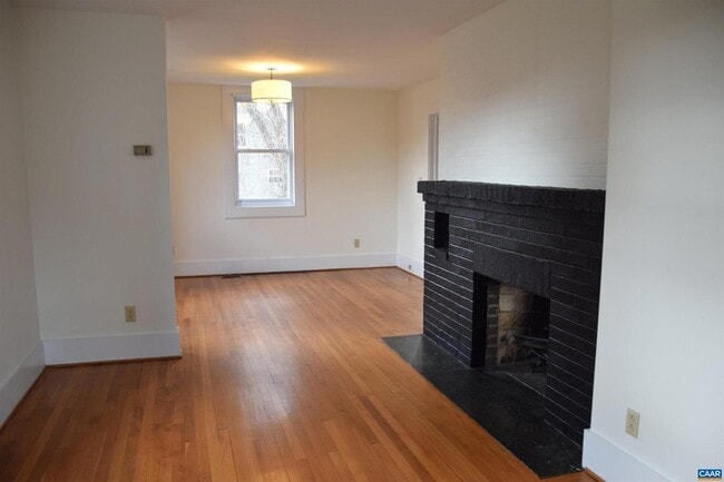 Photo - 107 Harris Rd