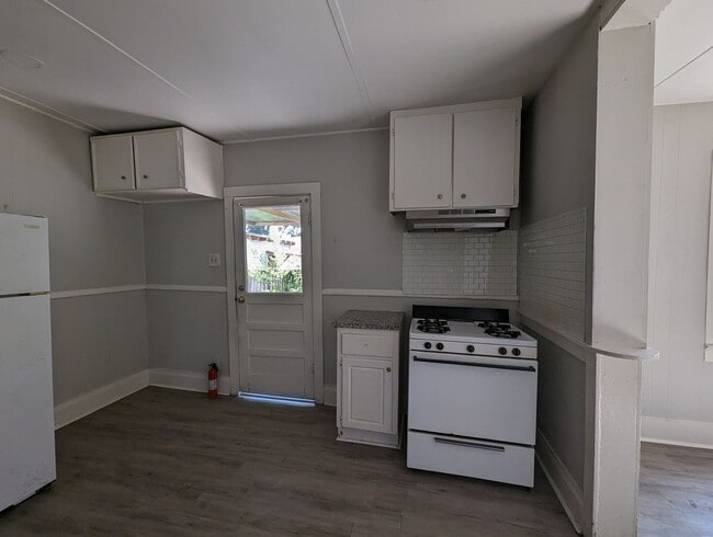 Photo - 3 Bed 1 Bath Cozy Home