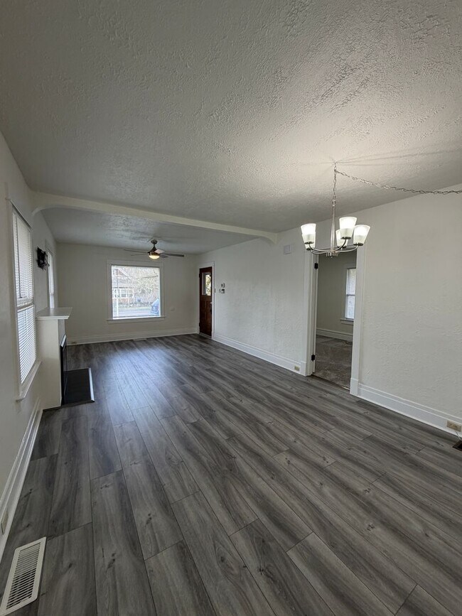 Photo - 408 Barksdale Ave