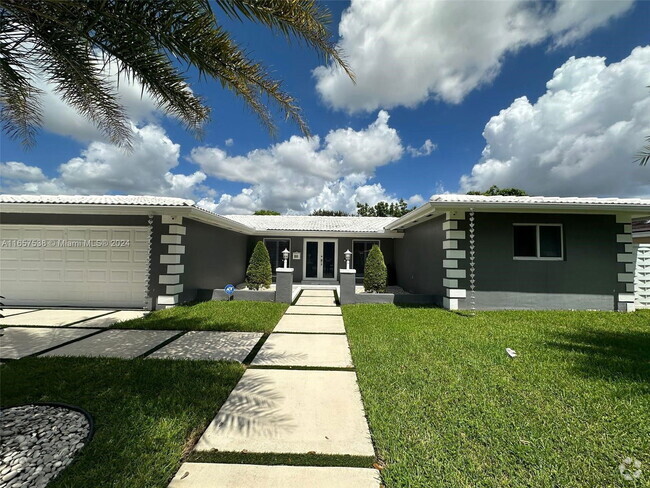 Building Photo - 6951 Miami Lakeway Rental